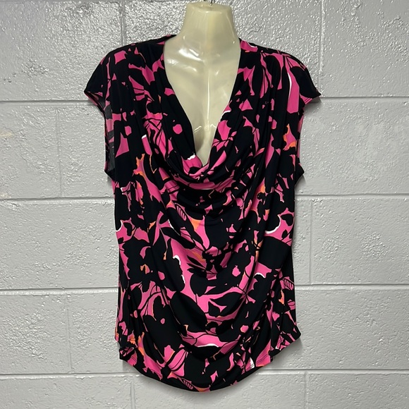 Worthington Tops - Worthington sleeveless top